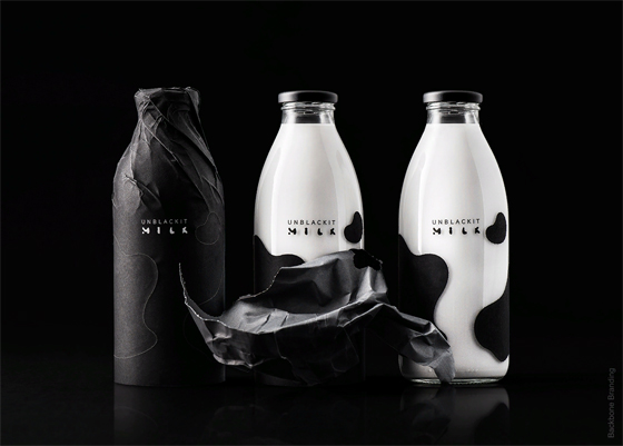 Дизайн бутылки молока